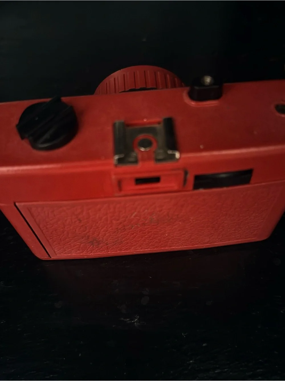 Olga Holga 135BC Vintage-Style 35mm Camera in Red